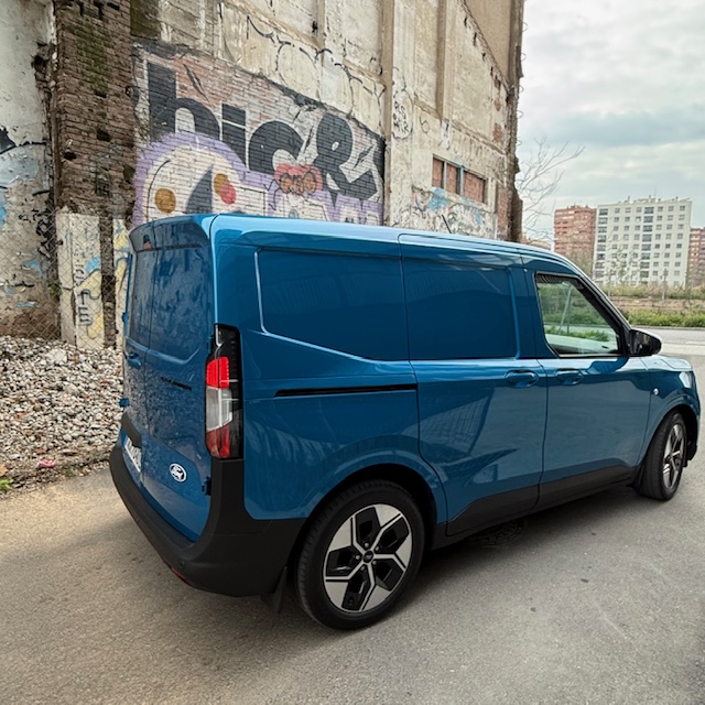 Img 0677 - essai nouveau ford e-transit courier : pour faciliter la rentrée des pros