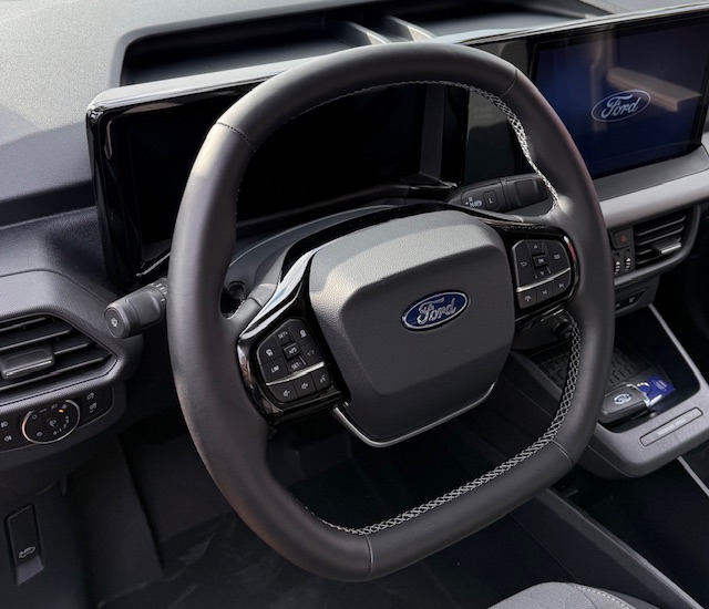 Img 0790 - essai nouveau ford e-transit courier : pour faciliter la rentrée des pros