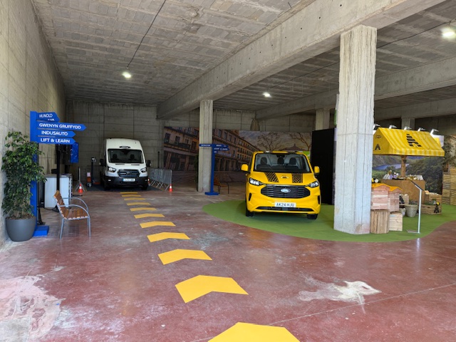 Img 0841 - essai nouveau ford e-transit courier : pour faciliter la rentrée des pros