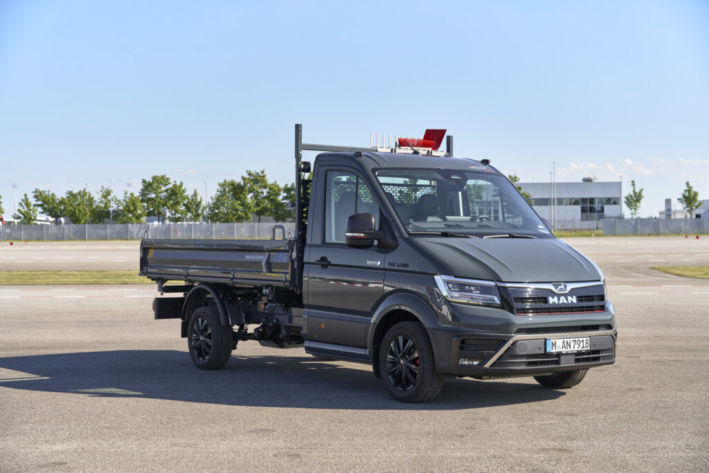 1920 trs 198 00669 - nouvelles variantes de carrosserie pour le man tge : innovation et performance au rendez-vous