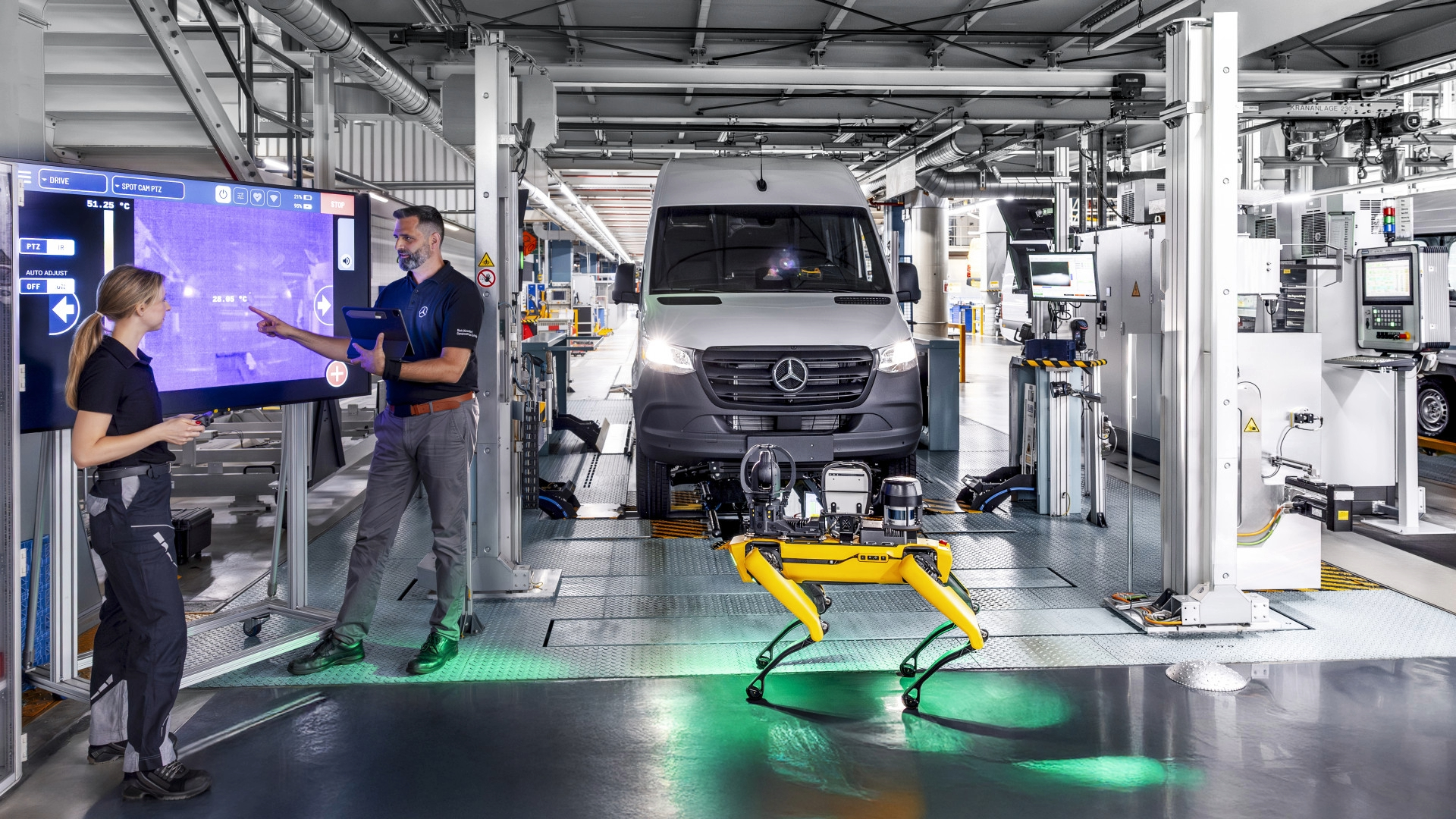 Mercedes-usine-robot