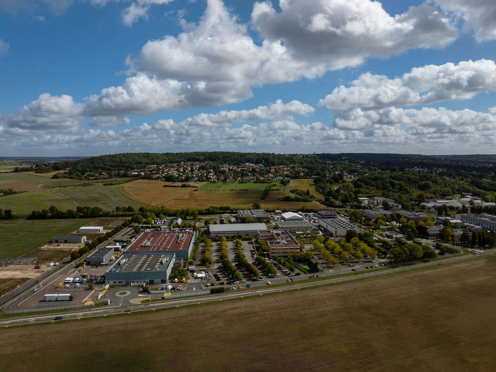 Dji 20250912132931 0056 d - visite au sein du centre r&d dédié aux vu renault depuis 60 ans