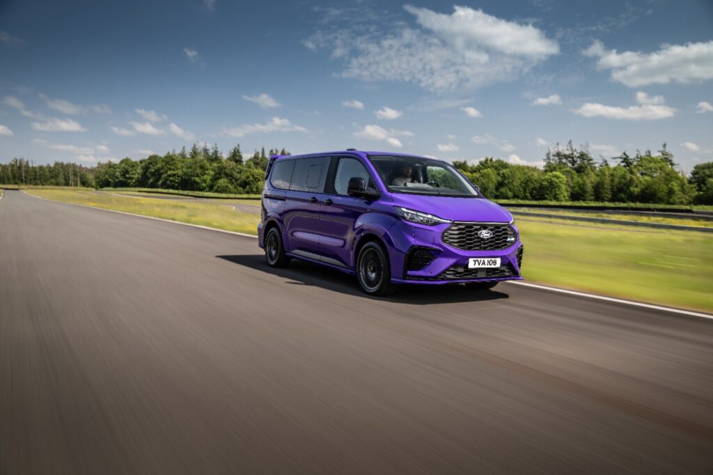 Ford etourneocustomms rt 11 - deux nouveautés ford ms-rt à l’iaa mobility 2025