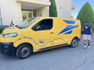 1166 638954256419968259 - la poste opte pour le rétrofit : une transition électrique stratégique