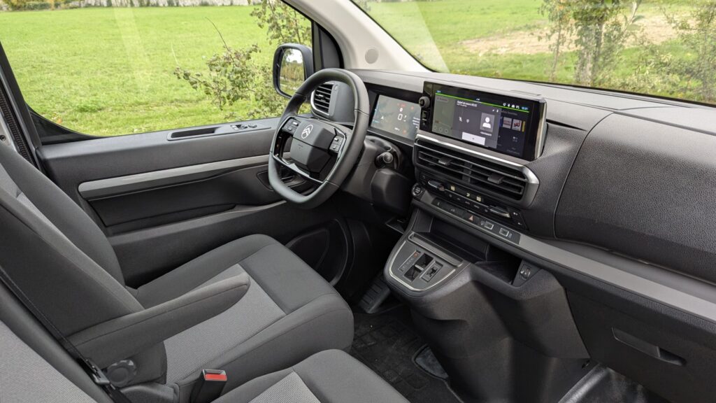 Essai citroen jumpy hdi 145 eat8 c julien georges marcos 19 - essai citroën jumpy : l’allié pro qui soigne le confort