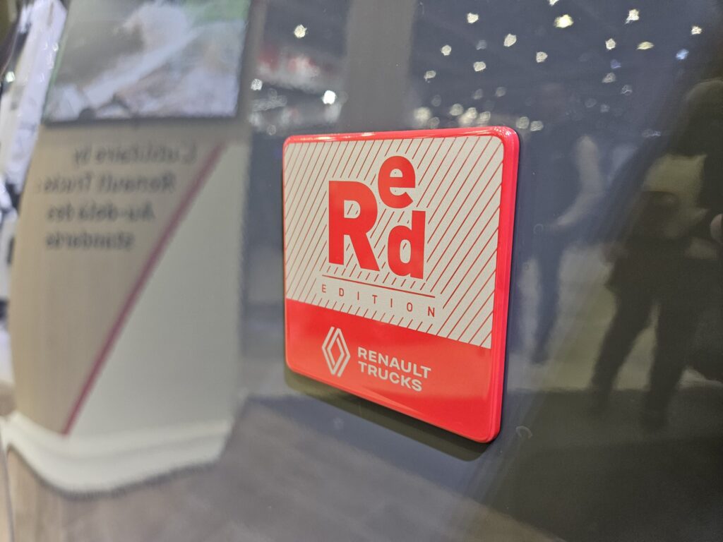 20251119 145910 - salon solutrans 2025 : renault trucks fait la part belle à l’utilitaire