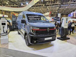 20251119 150117 - salon solutrans 2025 : renault trucks fait la part belle à l’utilitaire