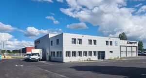 2025 communique de presse iveco cretot photo - acquisition stratégique : le groupe cretot renforce son réseau iveco en france