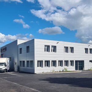 2025 communique de presse iveco cretot photo - acquisition stratégique : le groupe cretot renforce son réseau iveco en france