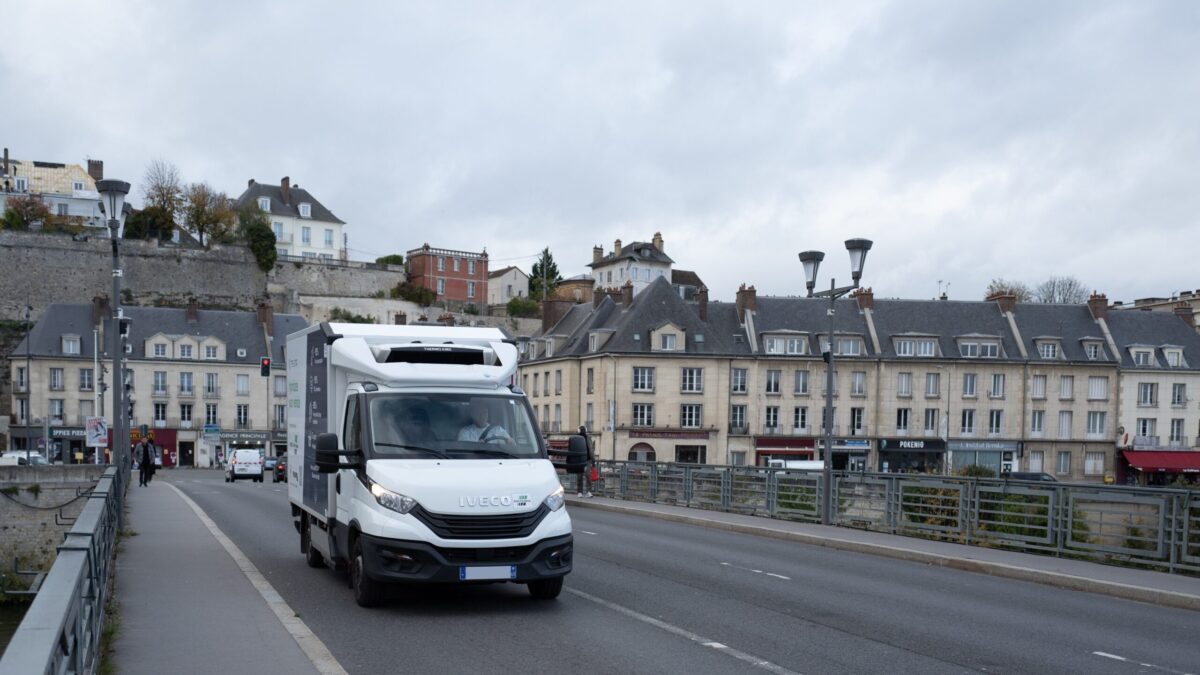 2025 communique de presse iveco petit forestier telma 01 telma - prototype iveco daily équipé d’un système de freinage innovant : une avancée majeure dans le transport écoresponsable