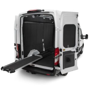 Cargoglide 600 transit angled left closed - découvrez le nouveau plateau coulissant cargoglide de decked : une révolution dans le monde des plateaux utilitaires!