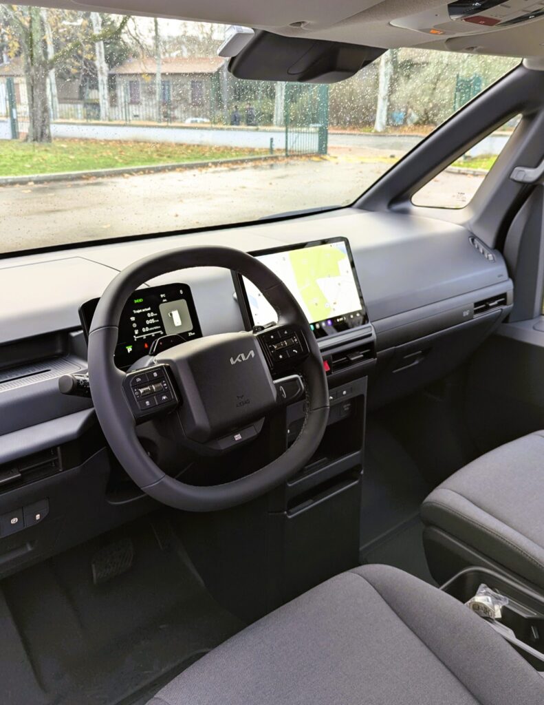 Essai kia pv5 cargo 2030 myutilitaire - essai kia pv5 cargo (2026) : le coup de poker électrique du constructeur coréen