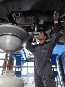 Visuel 01 profil plus forfait vul electrique 300dpi - nouveau forfait révision vul électriques : profil plus s’engage pour une mobilité décarbonée