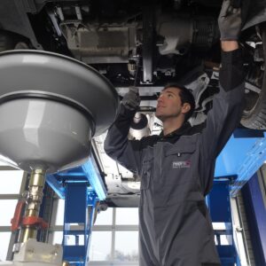 Visuel 01 profil plus forfait vul electrique 300dpi - nouveau forfait révision vul électriques : profil plus s’engage pour une mobilité décarbonée