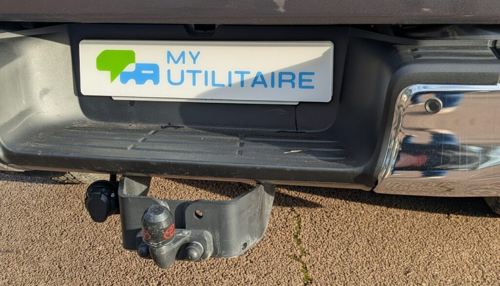 Essai toyota hilux d 4d 4 - essai toyota hilux 4wd 2,8l d-4d légende 2025 : le big boss prend bientôt sa retraite