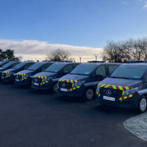 1920 1 - mercedes-benz livre 10 vito 4x4 tourer à la gendarmerie des pyrénées