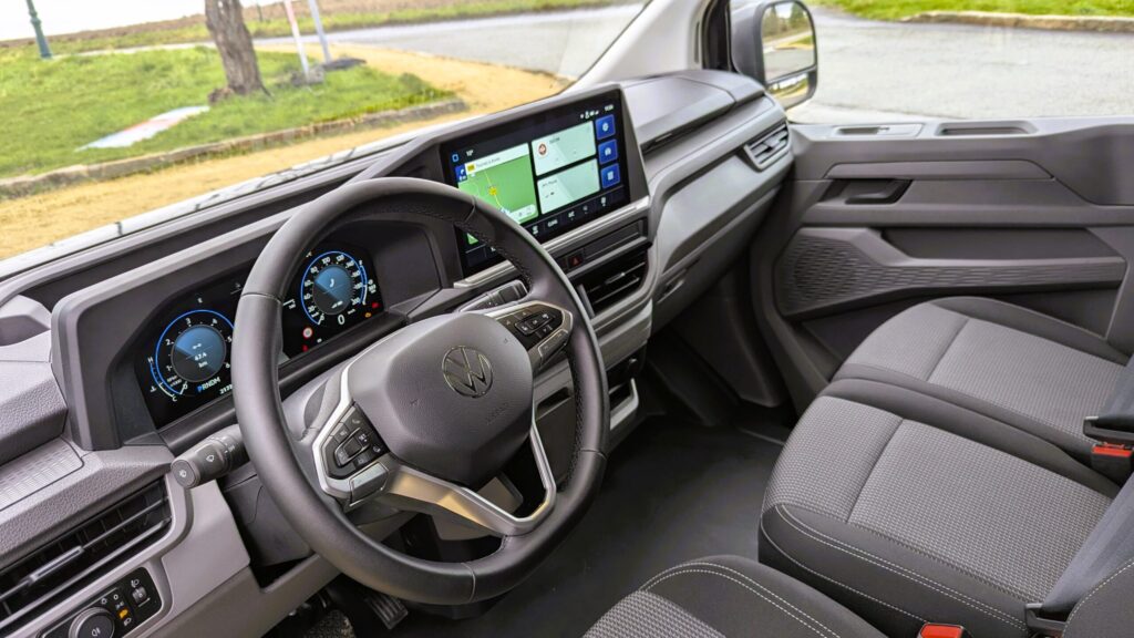 Essai volkswagen transporter 2. 0 tdi 150 11 - essai volkswagen transporter 2. 0 tdi bva8 l1h1 : le bon compromis