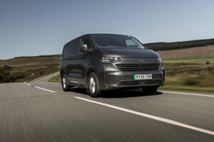 Original 41176 van driver safety - systèmes d’aide à la conduite : une sécurité accrue pour les conducteurs d’utilitaires