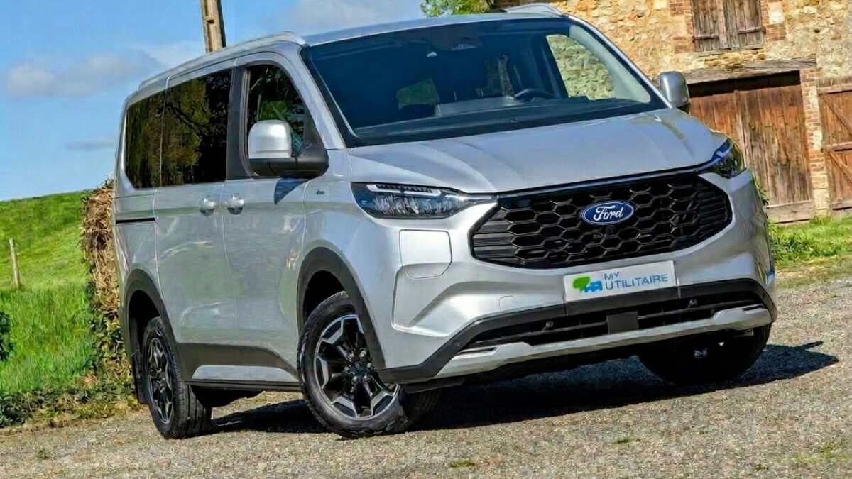 Essai ford transit custom phev avant - essai ford tourneo custom h1 340 l1 phev : le chaînon manquant?