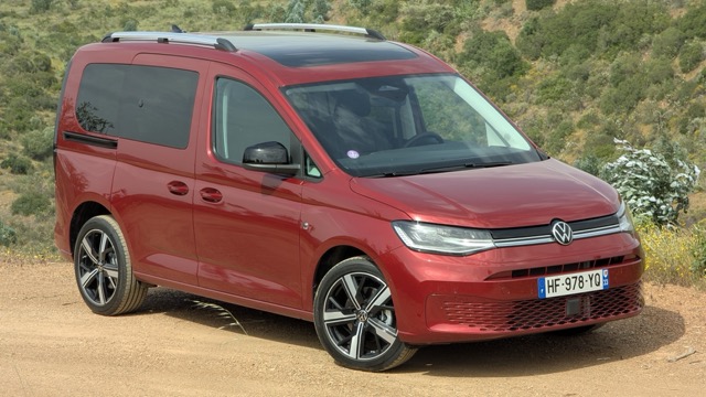 Essai volkswagen caddy cmarcospxl 20260421 150222103 moyenne - essai volkswagen caddy ehybrid 150 dsg6 : un hybride rechargeable vraiment efficient