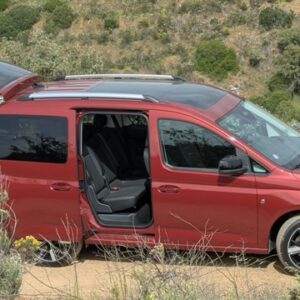 Caddy ehybrid porte ouverte