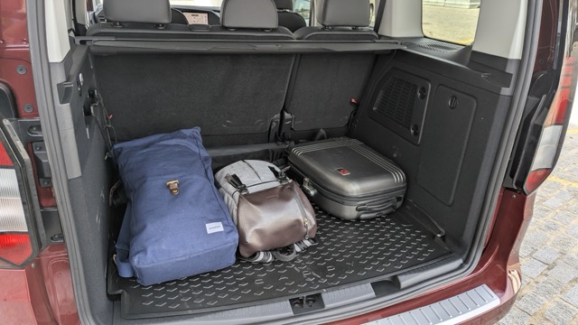 Essai volkswagen caddy cmarcospxl 20260421 153721829 moyenne 1 - essai volkswagen caddy ehybrid 150 dsg6 : un hybride rechargeable vraiment efficient
