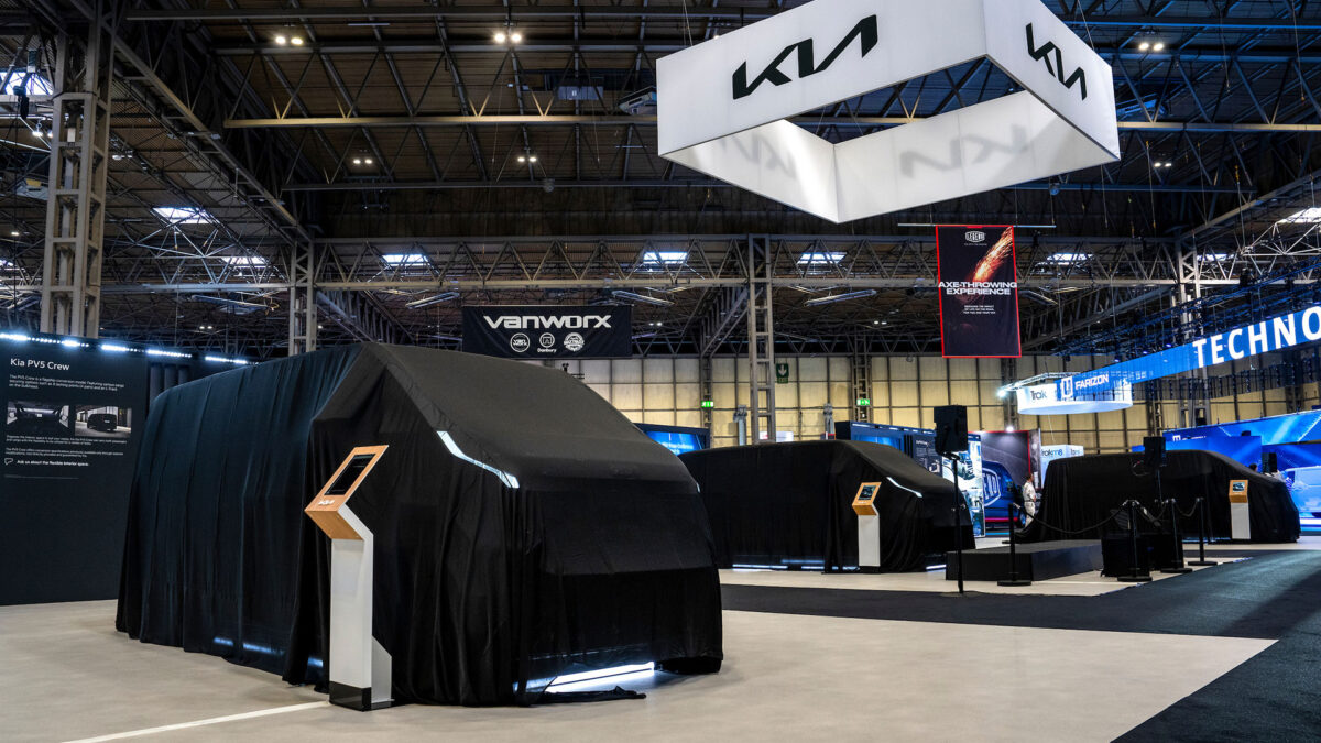 Pv5 au commercial vehicle show 2026 1 - kia pv5 cargo l2h2 : le nouvel utilitaire électrique à toit surélevé dévoilé au cv show 2026