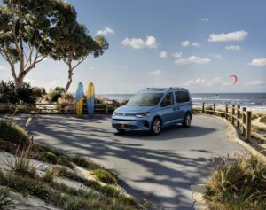 A32e49b25ea504cc79809e6f8fd46266 2098x1659 1 - le nouveau caddy de volkswagen : un incontournable rénové pour artisans et familles