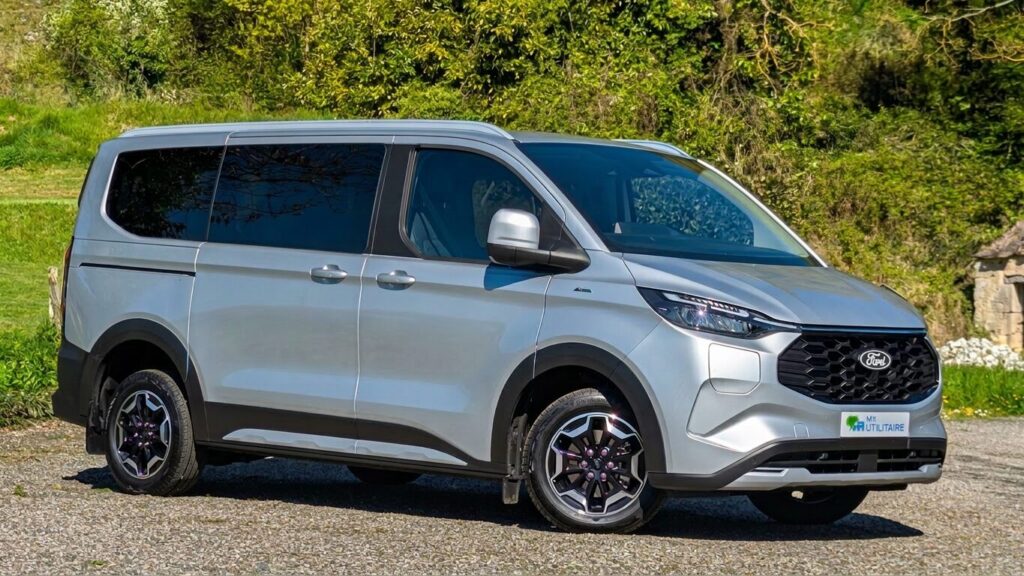 Essai ford transit custom lateral - essai ford tourneo custom h1 340 l1 phev : le chaînon manquant?