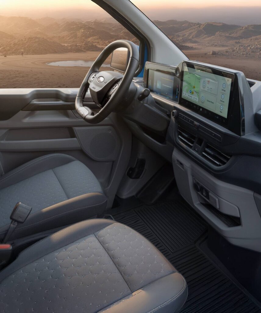 E transit custom 2 - ford e-transit custom 2026 : tout savoir sur le fourgon électrique star de ford pro