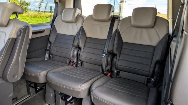 Essai volkswagen multivan cjulien marcosimage 4 moyenne - essai volkswagen multivan ehybrid 4motion 2026 : la rolls du transport de personnes