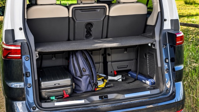 Essai volkswagen multivan cjulien marcosimage 6 moyenne - essai volkswagen multivan ehybrid 4motion 2026 : la rolls du transport de personnes