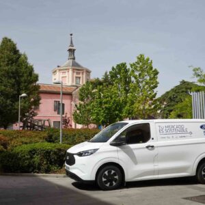 Cqdam. Web. 2400 1 - ford e-transit courier 2026 : 334 km wltp, modem 5g renforcé et 150 unités déjà commandées par bravida