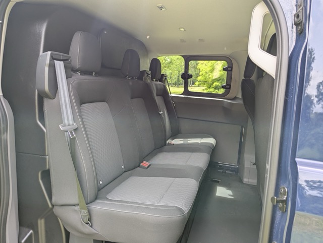 Essai vw transporter procab c julien marcospxl 36 - essai volkswagen transporter procab 2. 0 tdi 150 : le double cabine qui embarque toute l'équipe