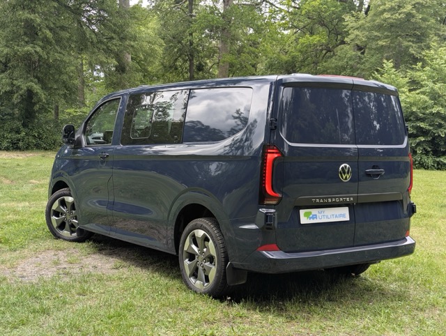 Essai vw transporter procab c julien marcospxl 9 - essai volkswagen transporter procab 2. 0 tdi 150 : le double cabine qui embarque toute l'équipe