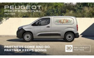 295f3631cd6b7f3df28e37a815dc62555c667310 - le peugeot partner fête ses 30 ans, le traveller ses 10 ans : deux valeurs sûres des pros