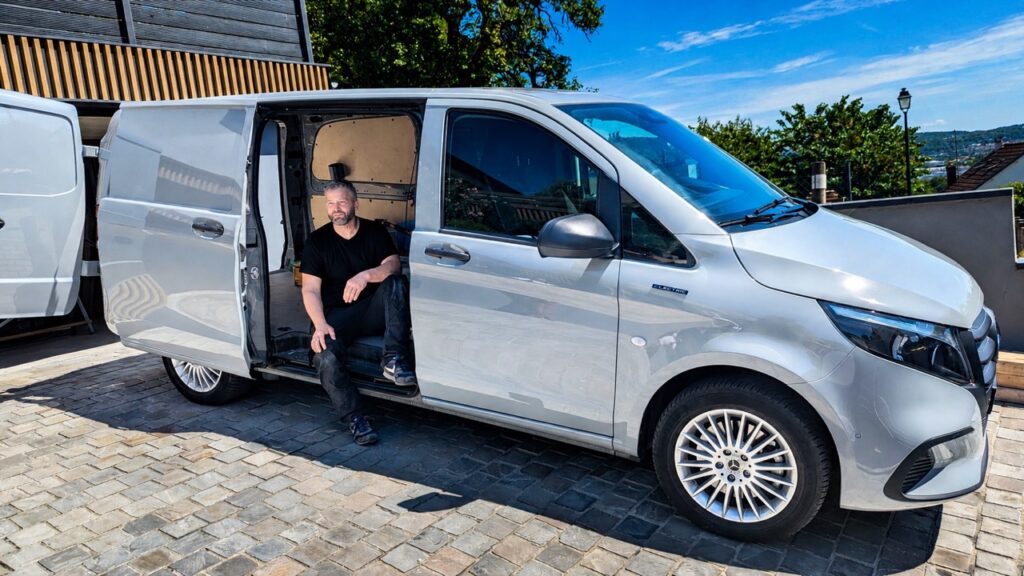 Monsieur krok grande - mercedes-benz utilitaires : pourquoi les artisans restent fidèles à l'étoile