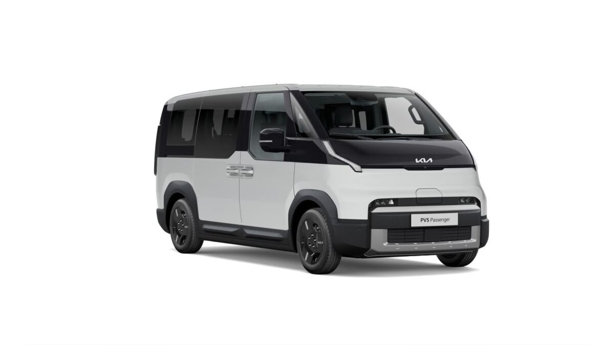 Kia pv5 passenger my26 udclearwhite 16steel 0000 - kia pv5 cargo l1h1 et passenger 7 places : les deux variantes qui complètent la gamme